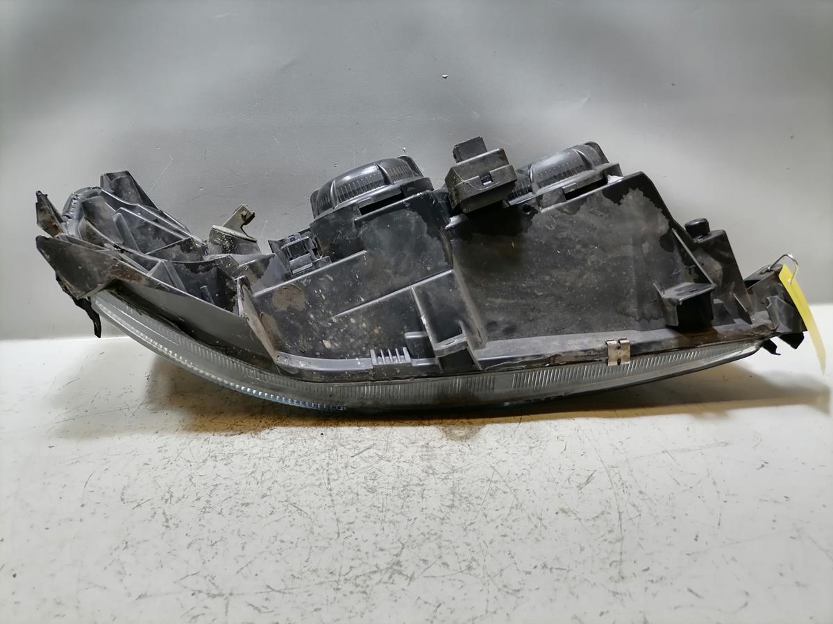 Volvo V70 2 original Scheinwerfer vorn links Halogen Bj.2000